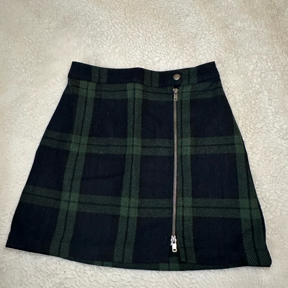 Abercrombie Skirt- High Rise Skirt. Size: XS
